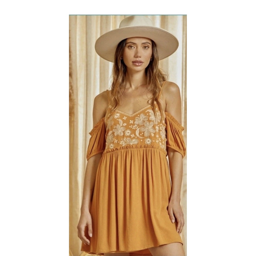 SAVANNA JANE EMBROIDERED COLD SHOULDER MARIGOLD DRESS, SIZE M NWT